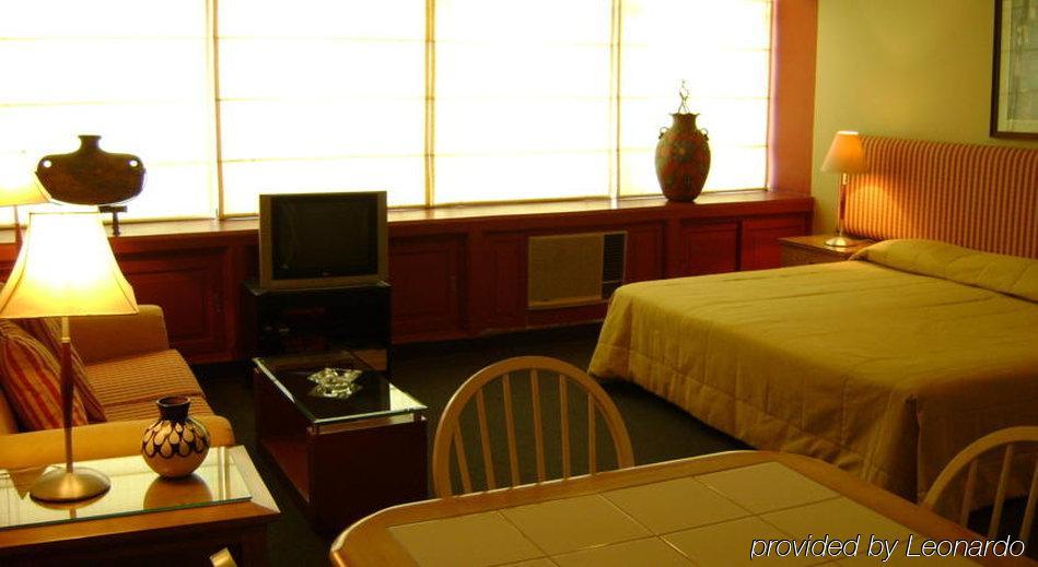 Hotel Ayenda Suites Orrantia Lima Buitenkant foto