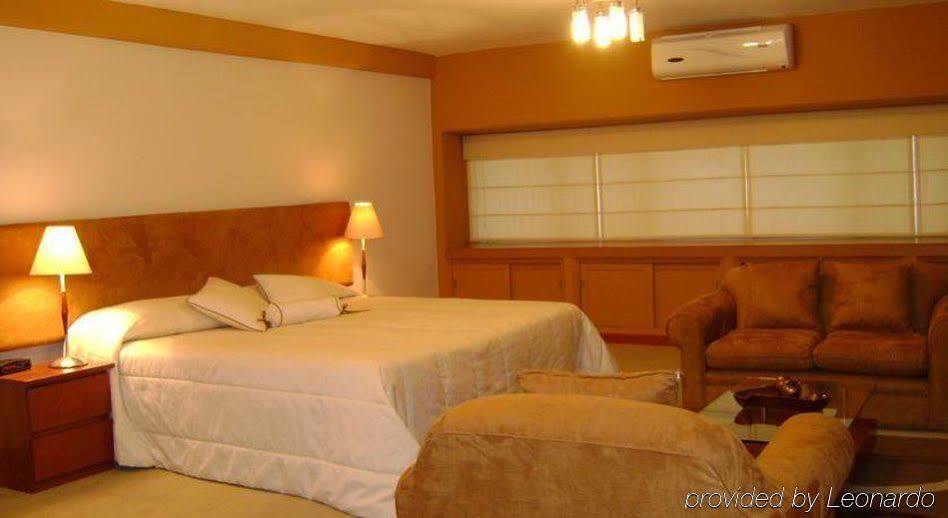 Hotel Ayenda Suites Orrantia Lima Buitenkant foto